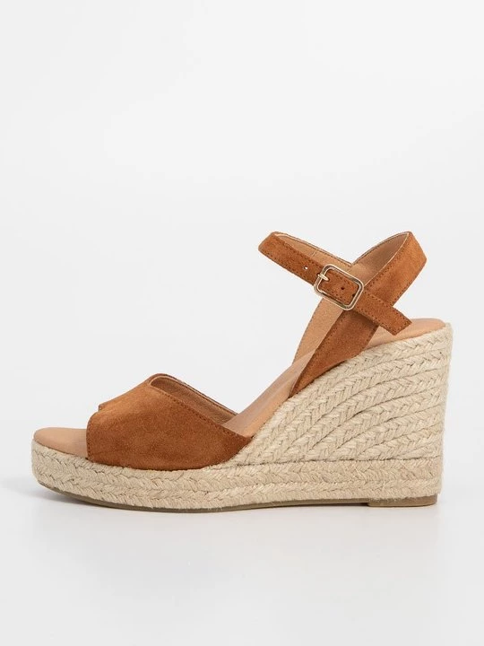 Foto van product Sandalen met sleehak Kanna bruin