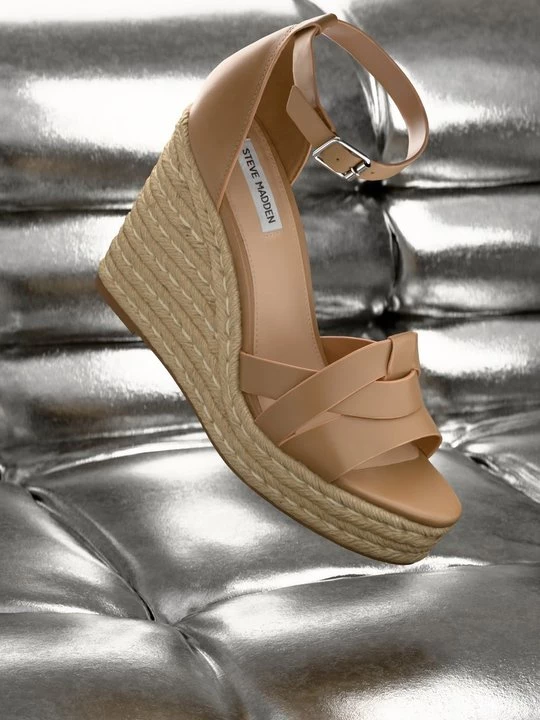Foto van product Sandalen met sleehak Steve Madden camel