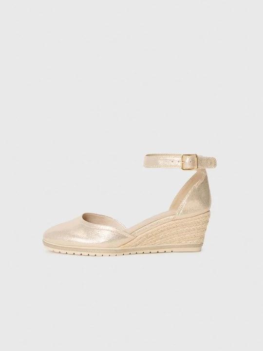 Foto van product Sandalen met sleehak Tamaris crème