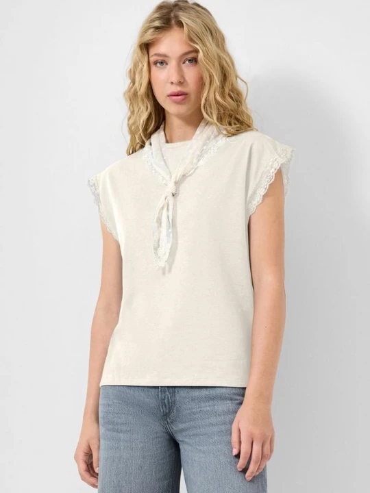 Foto van product Shirt met kant QS crème