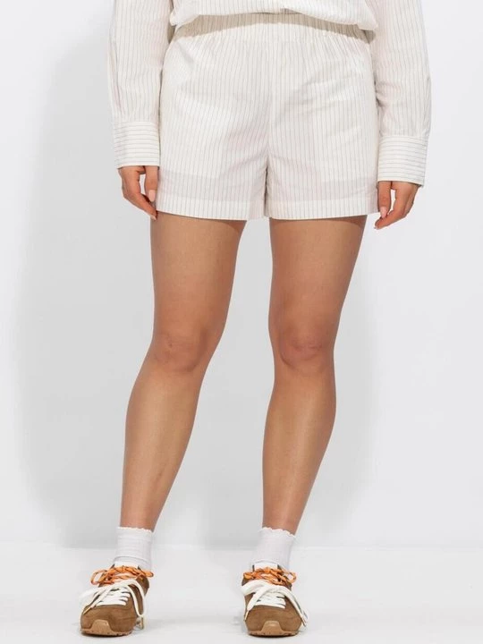 Foto van product Shorts Calvin Klein crème