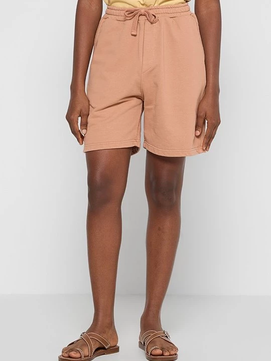 Foto van product Shorts Nanushka lichtbruin