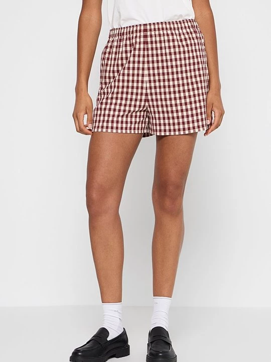 Foto van product Shorts Tommy Hilfiger bordeauxrood
