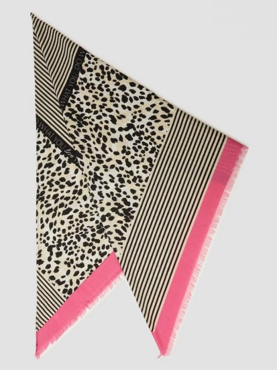 Foto van product Sjaal met leoprint s.Oliver