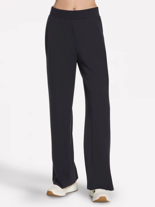 Foto van product Skechers Cozy Luxe Relaxed Pant CM Zwart
