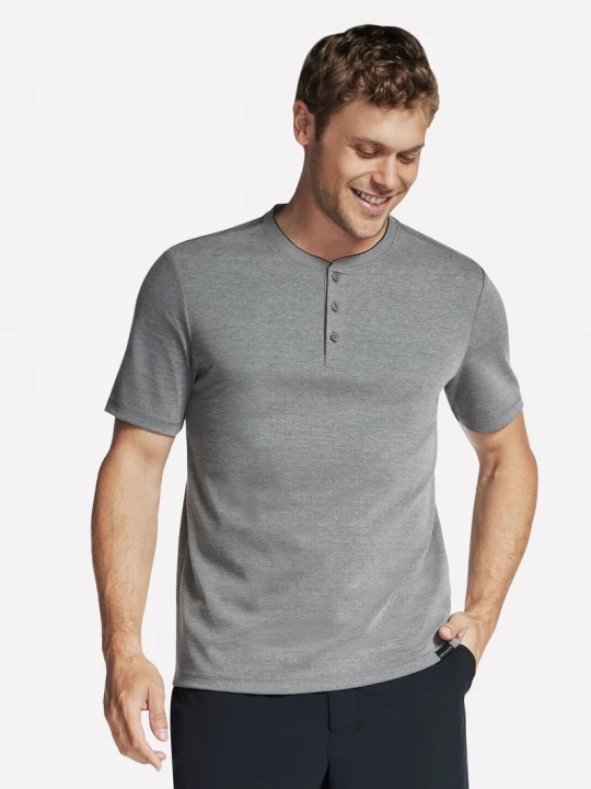 Foto van product Skechers Off Duty short Sleeve Henley Top CM Grijs