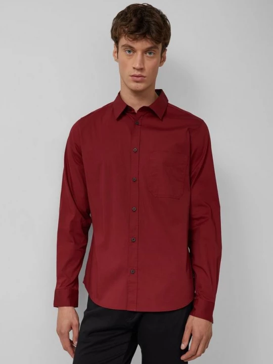 Foto van product Slim fit: gedessineerd overhemd met Kent-kraag s.Oliver rood