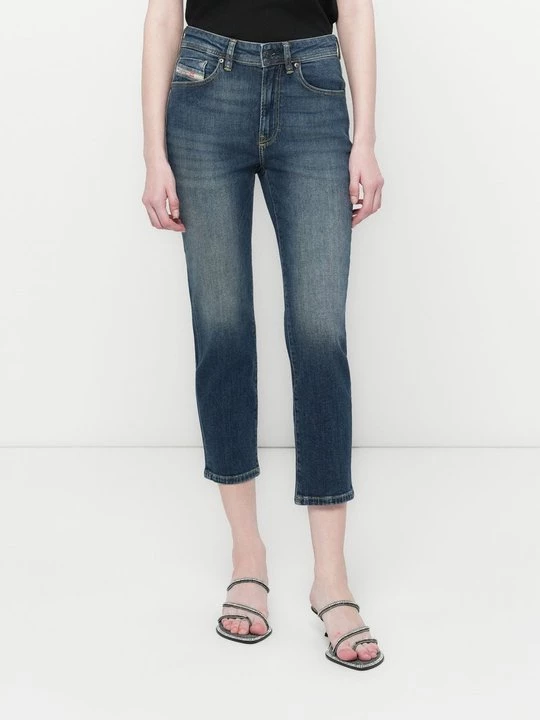 Foto van product Slim fit jeans Diesel rood