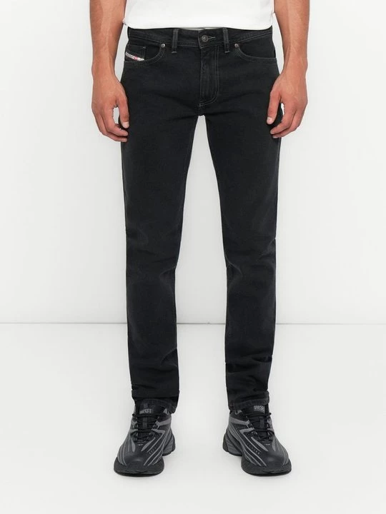 Foto van product Slim fit jeans Diesel rood