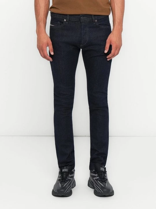 Foto van product Slim fit jeans Diesel rood