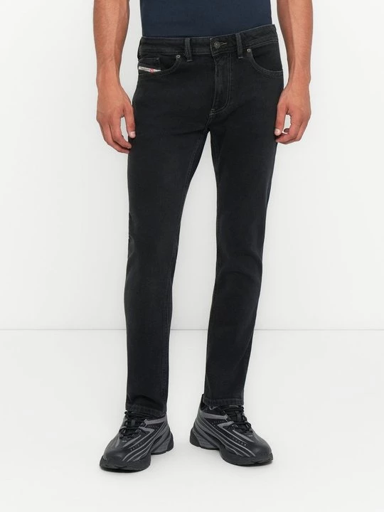 Foto van product Slim fit jeans Diesel rood