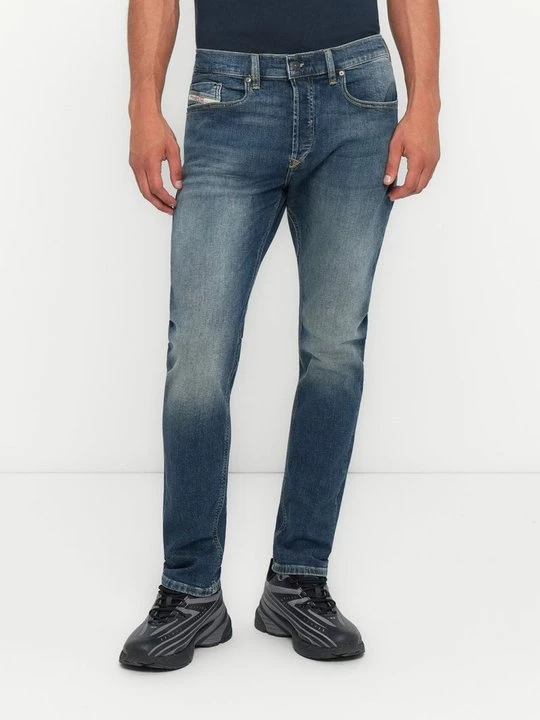 Foto van product Slim fit jeans Diesel rood