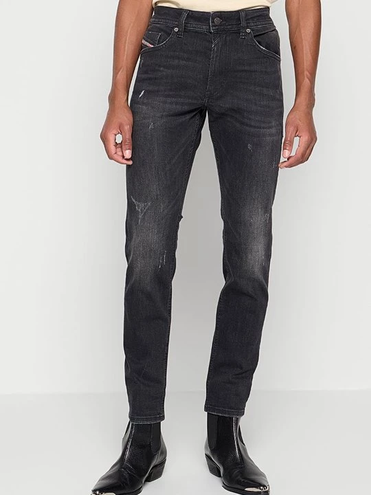 Foto van product Slim fit jeans Diesel rood