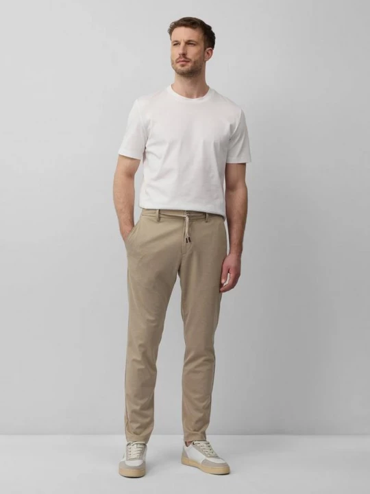 Foto van product Slim fit: trainingsbroek van viscosemix s.Oliver beżowy