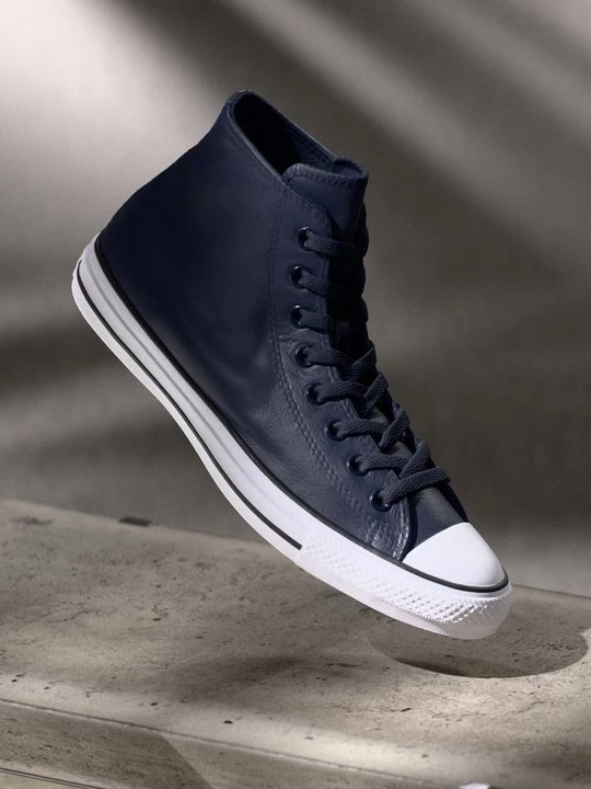 Foto van product Sneakers hoog Converse donkerblauw