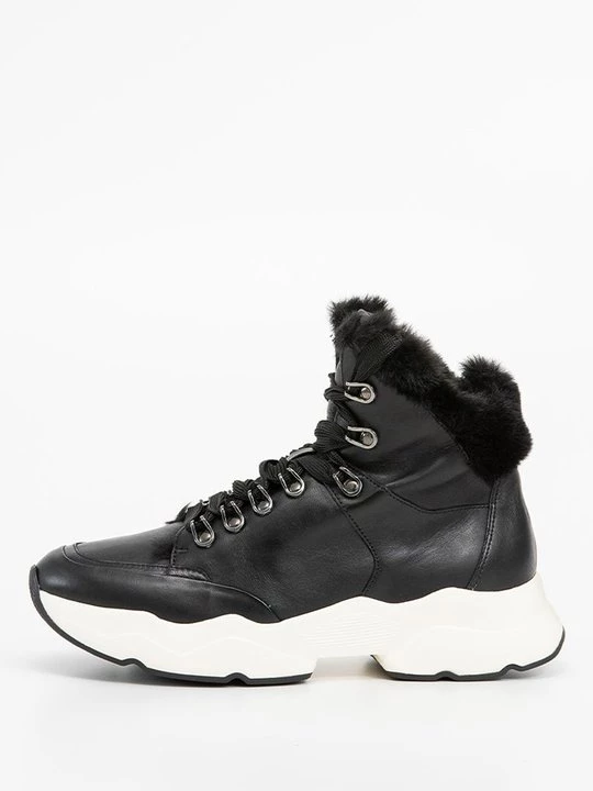 Foto van product Sneakers hoog HÖGL zwart