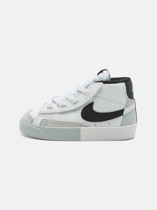 Foto van product Sneakers hoog Nike wit