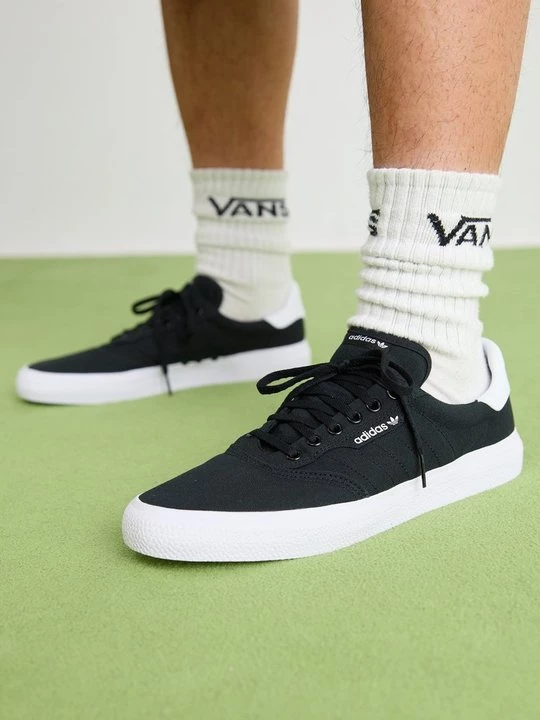Foto van product Sneakers laag adidas Originals zwart