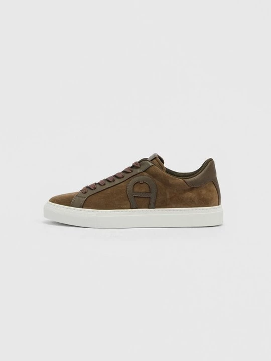 Foto van product Sneakers laag Aigner bruin