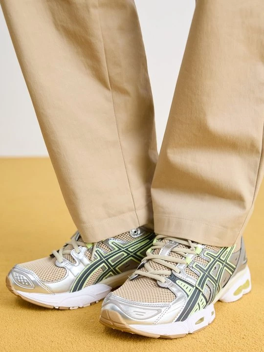 Foto van product Sneakers laag Asics beżowy