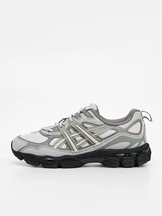 Foto van product Sneakers laag Asics lichtgrijs gemêleerd