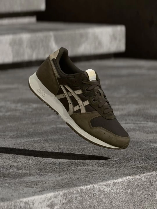 Foto van product Sneakers laag Asics okergeel
