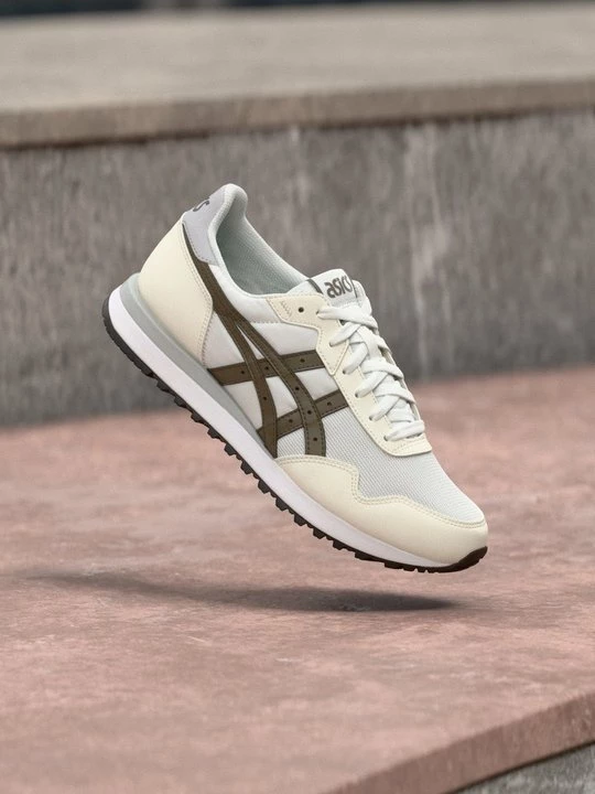 Foto van product Sneakers laag Asics wit