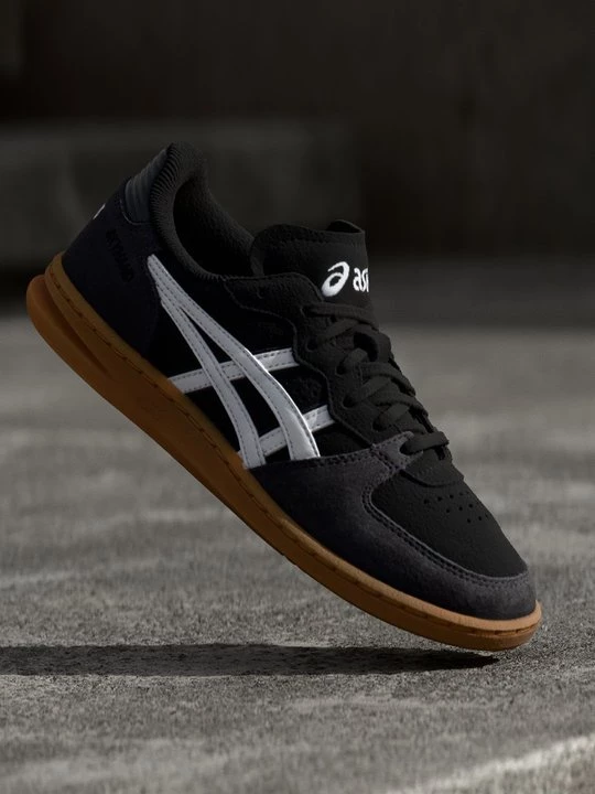 Foto van product Sneakers laag Asics zwart