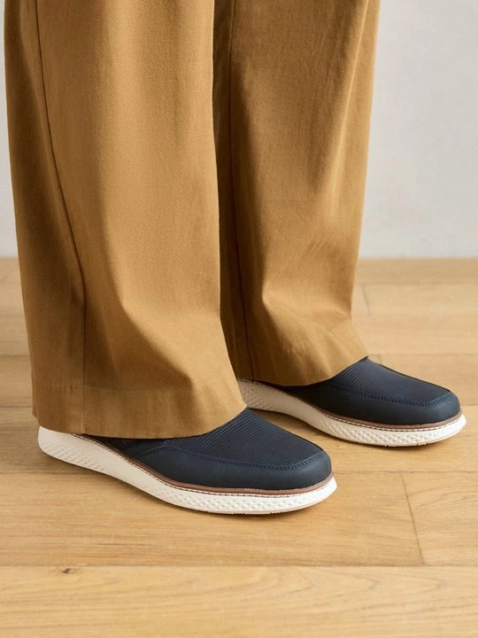 Foto van product Sneakers laag Bugatti donkerblauw