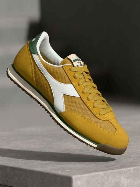 Foto van product Sneakers laag Diadora geel