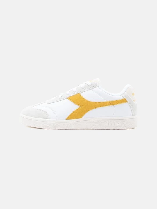 Foto van product Sneakers laag Diadora lichtgeel