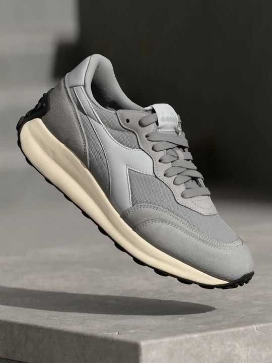 Foto van product Sneakers laag Diadora lichtgrijs