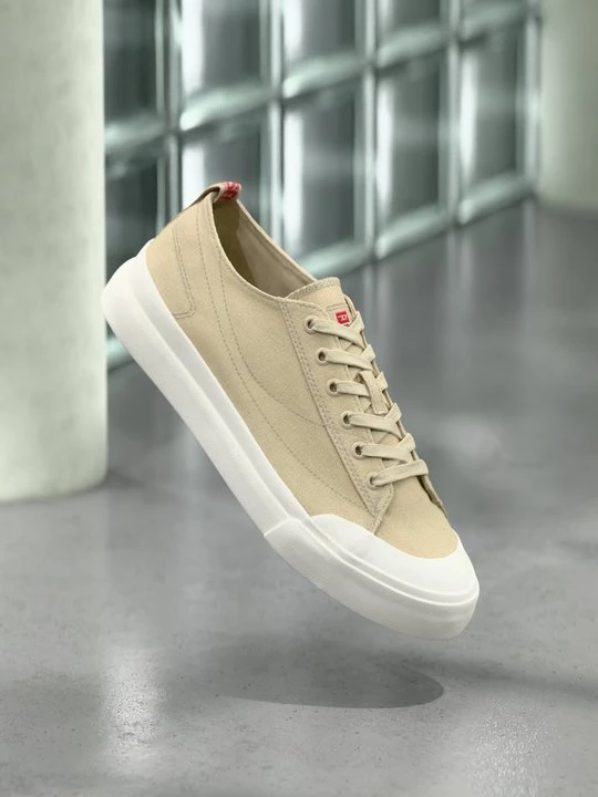 Foto van product Sneakers laag Diesel beżowy