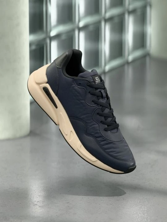 Foto van product Sneakers laag Diesel gemêleerd donkerblauw