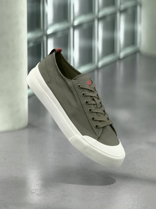 Foto van product Sneakers laag Diesel olijfgroen