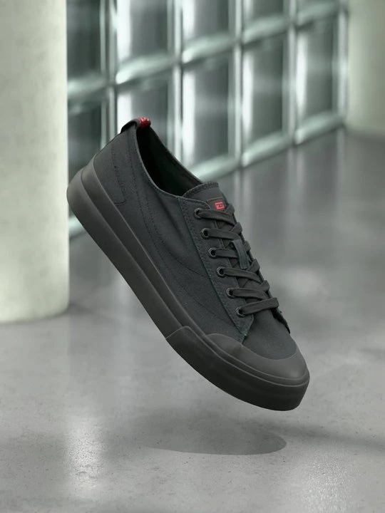 Foto van product Sneakers laag Diesel zwart