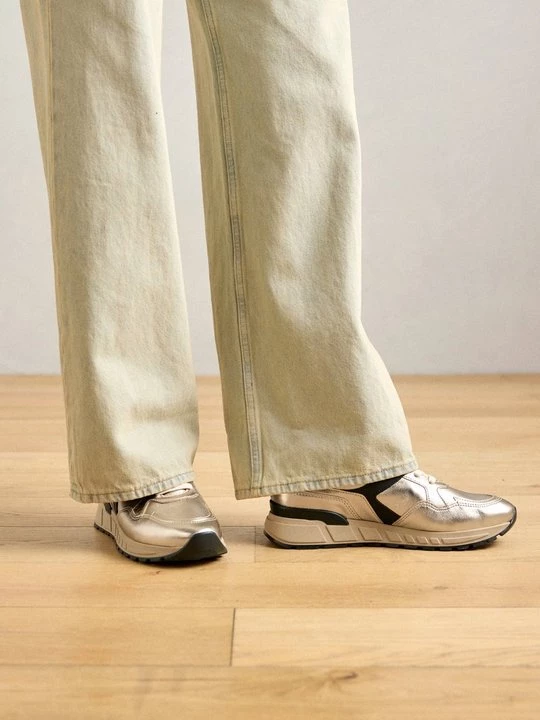 Foto van product Sneakers laag Gabor goudkleurig