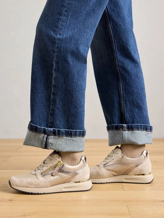 Foto van product Sneakers laag Gabor zilverkleurig