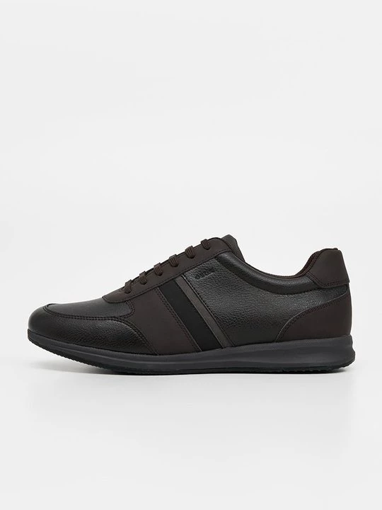 Foto van product Sneakers laag Geox donkerbruin