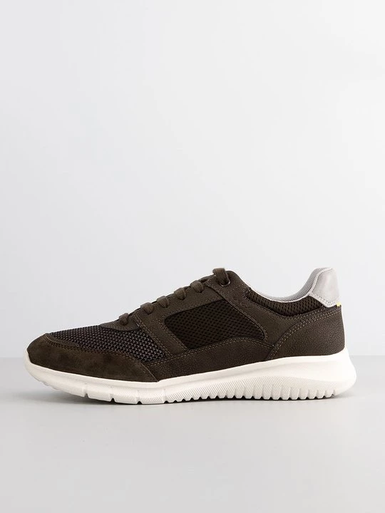 Foto van product Sneakers laag Geox olijfgroen