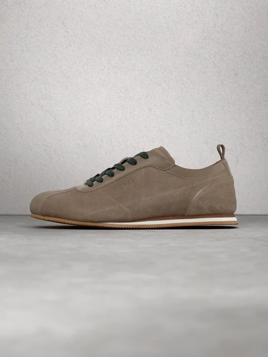 Foto van product Sneakers laag Guess bruin