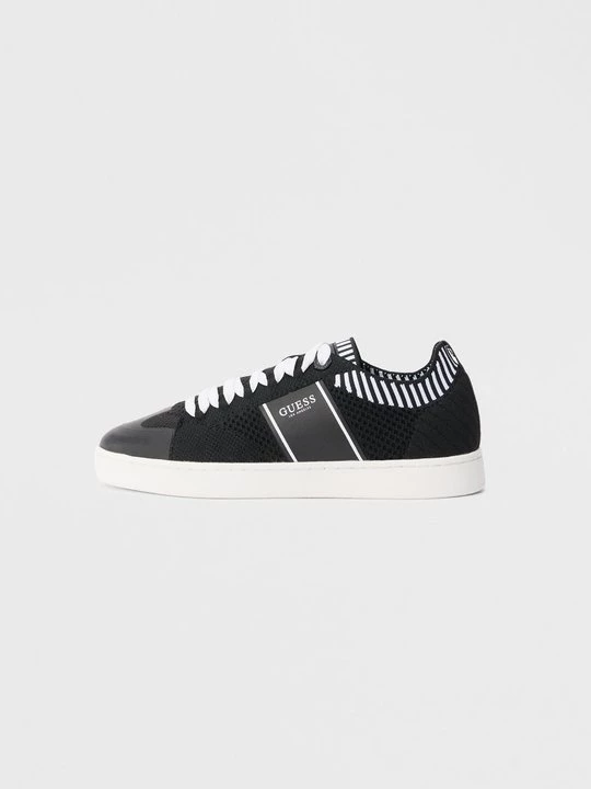 Foto van product Sneakers laag Guess zwart