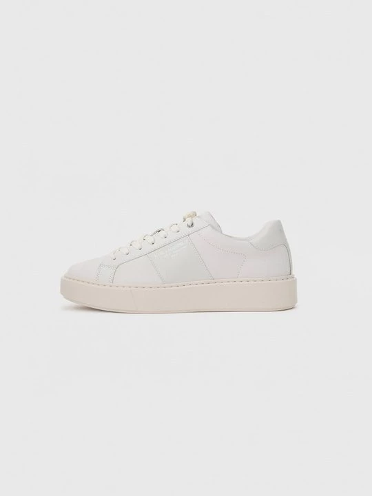 Foto van product Sneakers laag KARL LAGERFELD crème