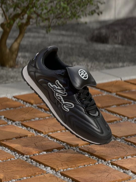 Foto van product Sneakers laag KARL LAGERFELD zwart