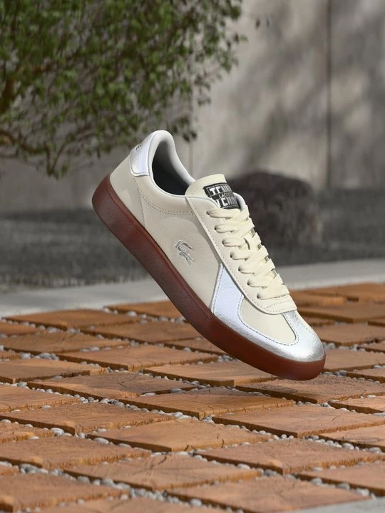 Foto van product Sneakers laag Lacoste crème