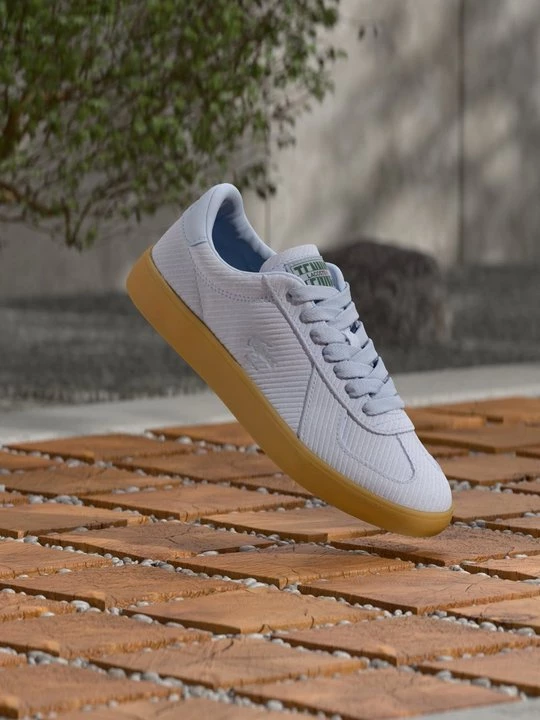 Foto van product Sneakers laag Lacoste lichtblauw