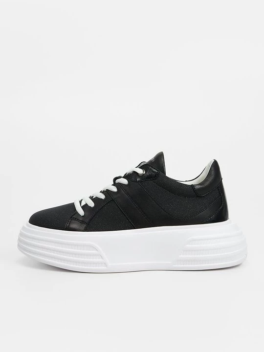 Foto van product Sneakers laag Marc Cain zwart