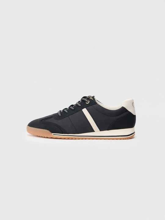 Foto van product Sneakers laag Marco Tozzi zwart
