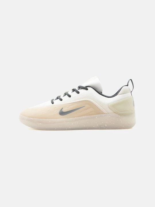 Foto van product Sneakers laag Nike beżowy