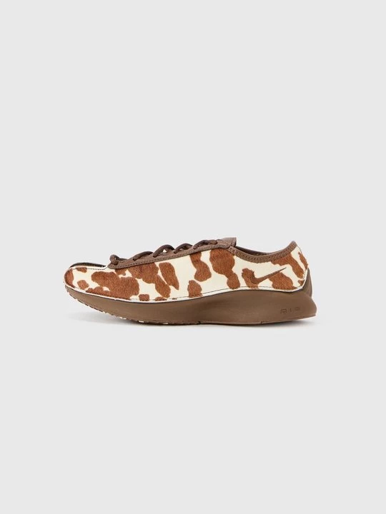 Foto van product Sneakers laag Nike bruin